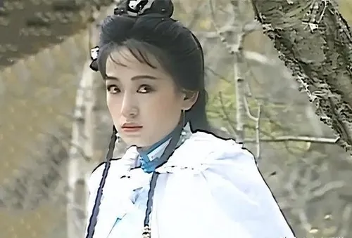 龚慈恩 饰 方罗丽嫦